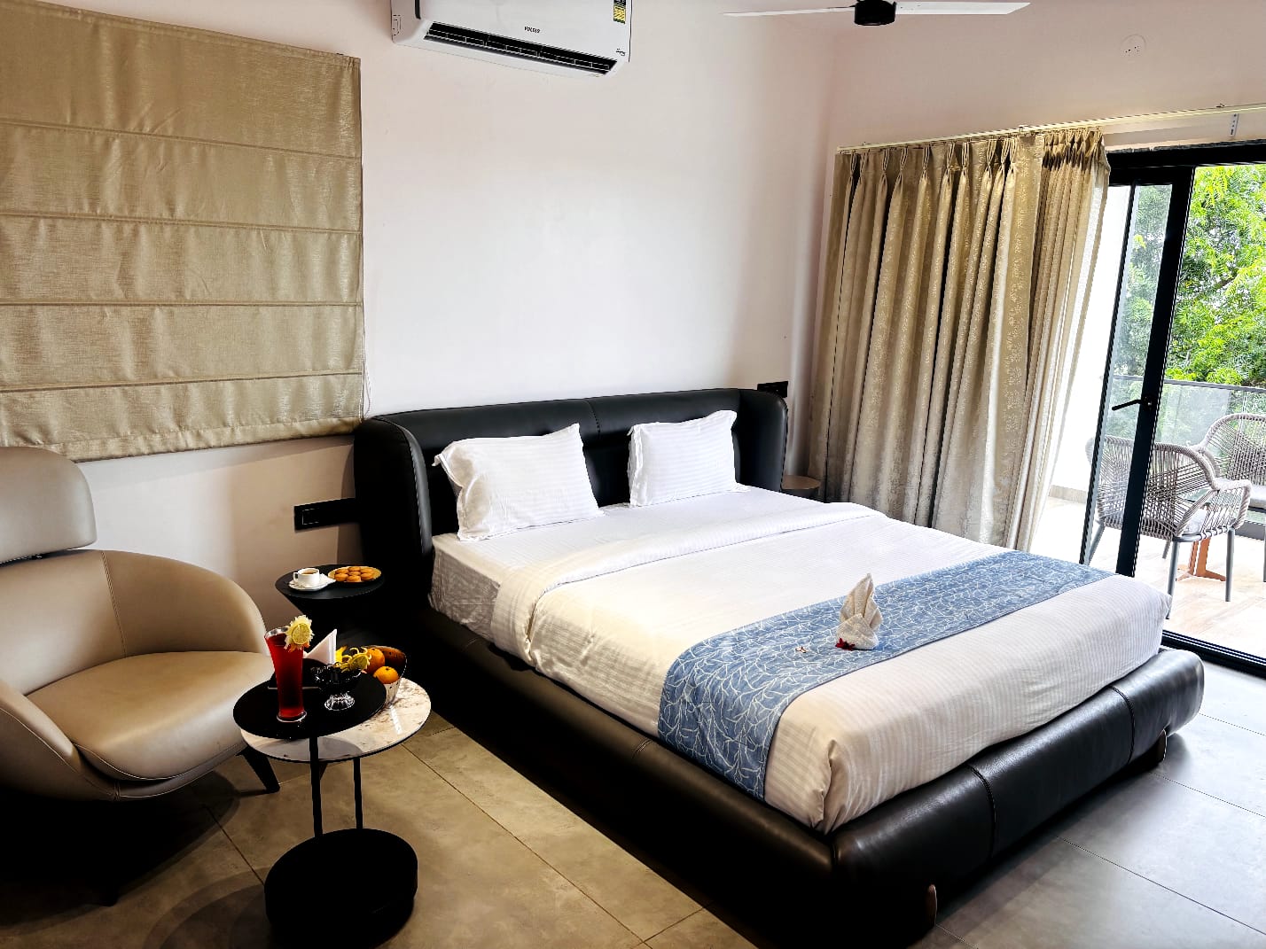 The Sweetheart Retreat Cottages - Romantic Couple Getaway Vikarabad